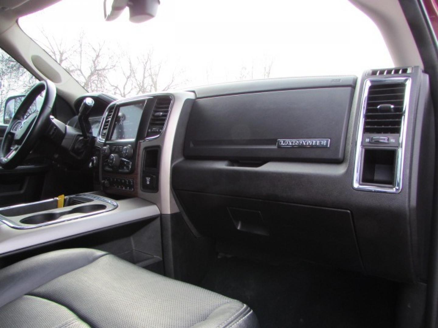 2018 Delmonico Red /Black Leather RAM 2500 Laramie (3C6UR5KL1JG) with an 6.7 I6 Cummins Turbo Diesel engine, 6 speed automatic transmission, located at 4562 State Avenue, Billings, MT, 59101, (406) 896-9833, 45.769516, -108.526772 - 2018 RAM 2500 Laramie Crew Cab LWB 4WD - Cummins Diesel! 6.7 I6 Cummins Turbo Diesel Engine - 6 speed automatic transmission - 4WD - 171,505 miles - Montana 2 owner unit - fully deleted emissions - copy of inspection and a full vehicle history report provided - Financing available! Delmonico Re - Photo#15